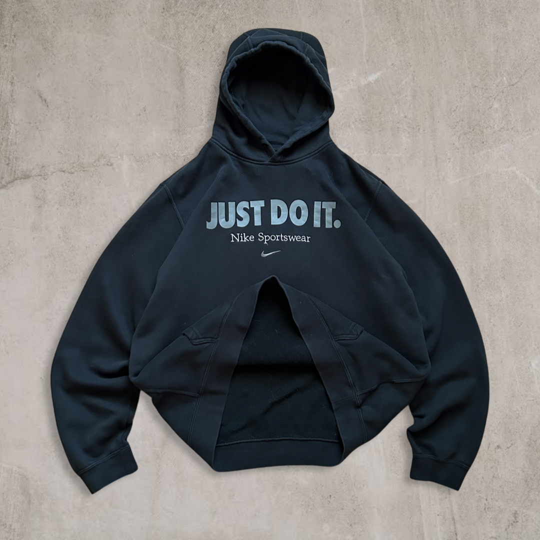Black Nike Hoodie 2000s (L)