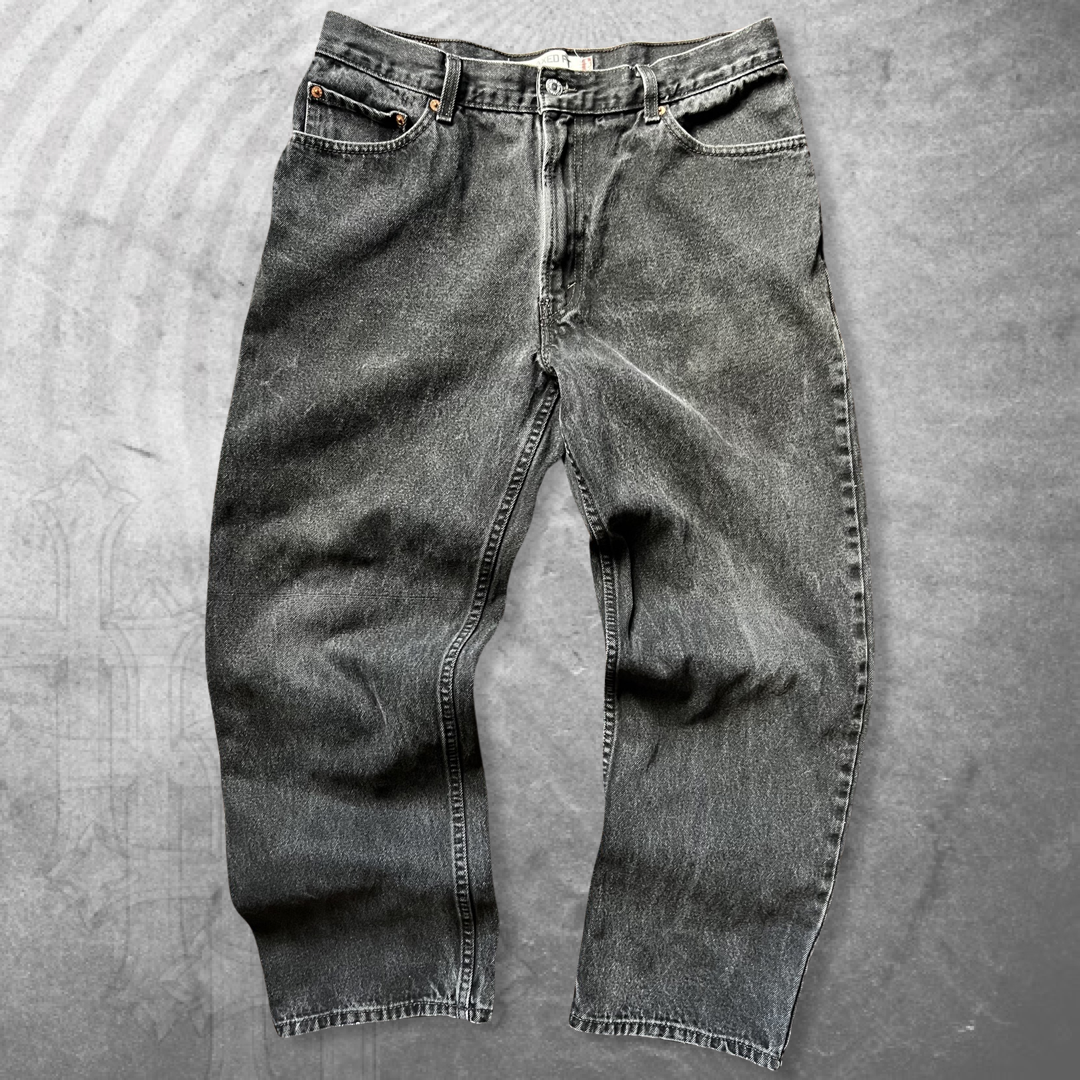 Black Levi’s 550x Jeans 2000s (32x28)