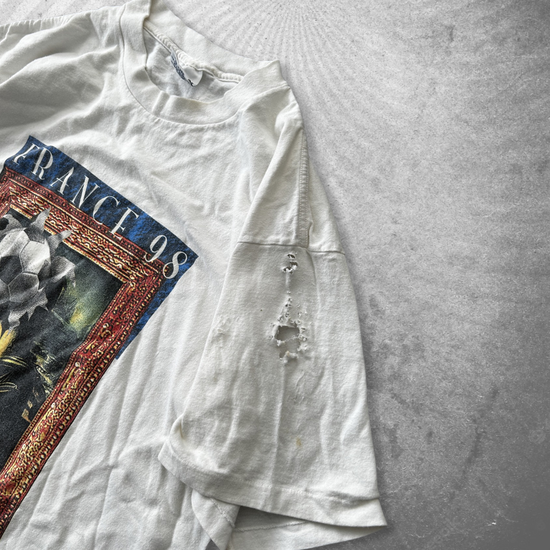 White Distressed France Mona Lisa Soccer Shirt 1998 (L)