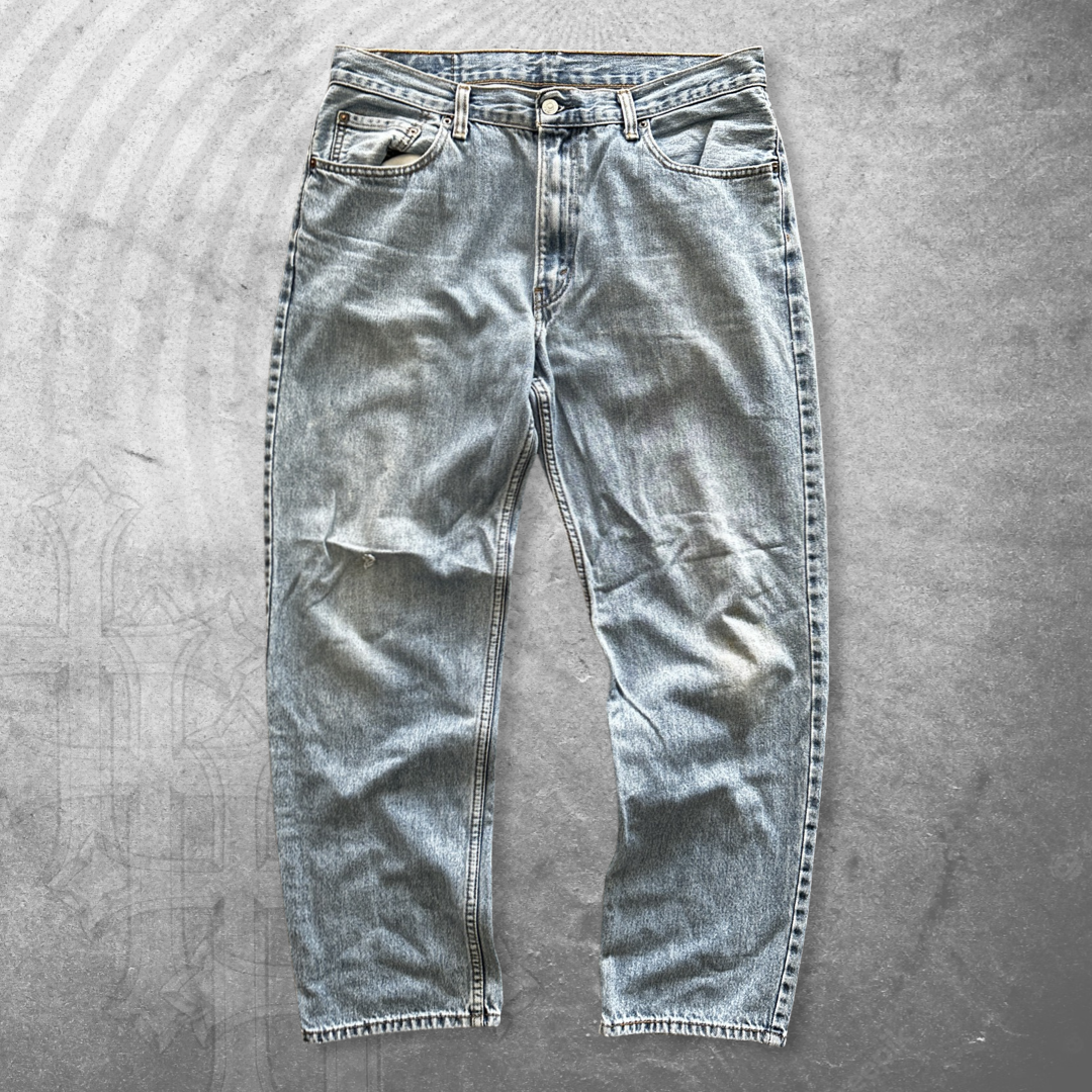 Faded Levi’s 550 Jeans 2000s (35x32)