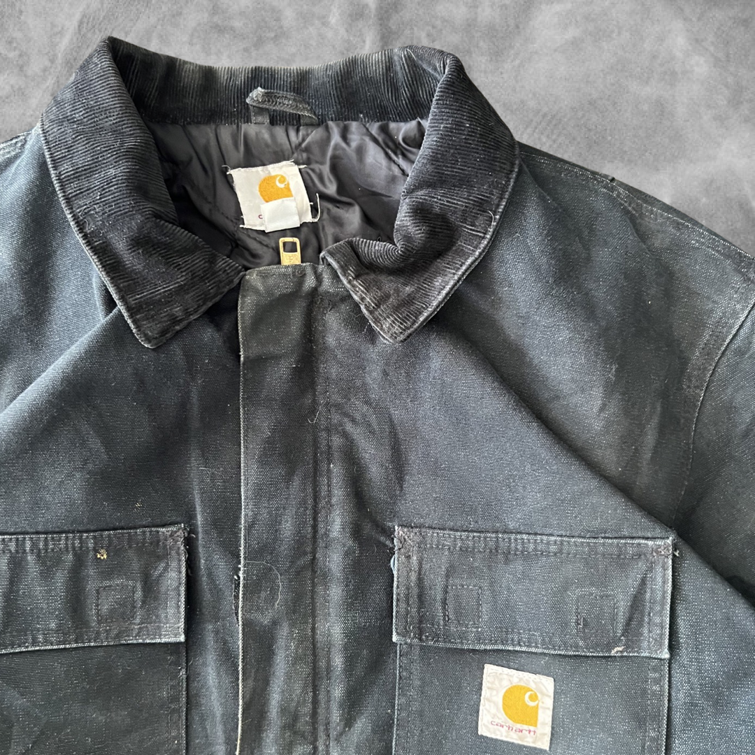 Faded Distressed Black Carhartt Barn Jacket 1990s (L)