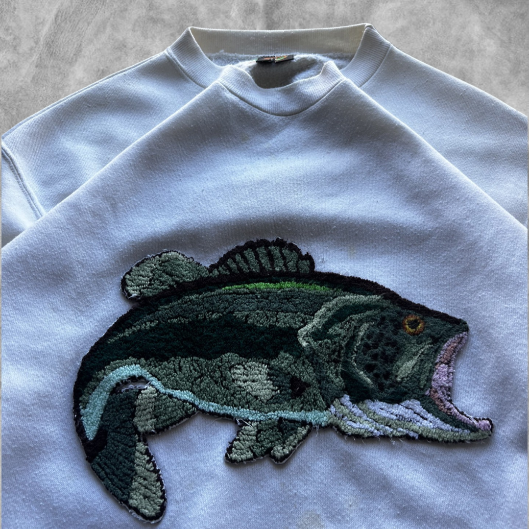 Bone White Rug Stitched Bass Sweatshirt 1990s (L)