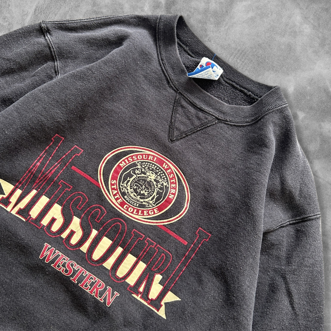 Dark Navy Missouri Western Champion Sweatshirt 1990s (L)