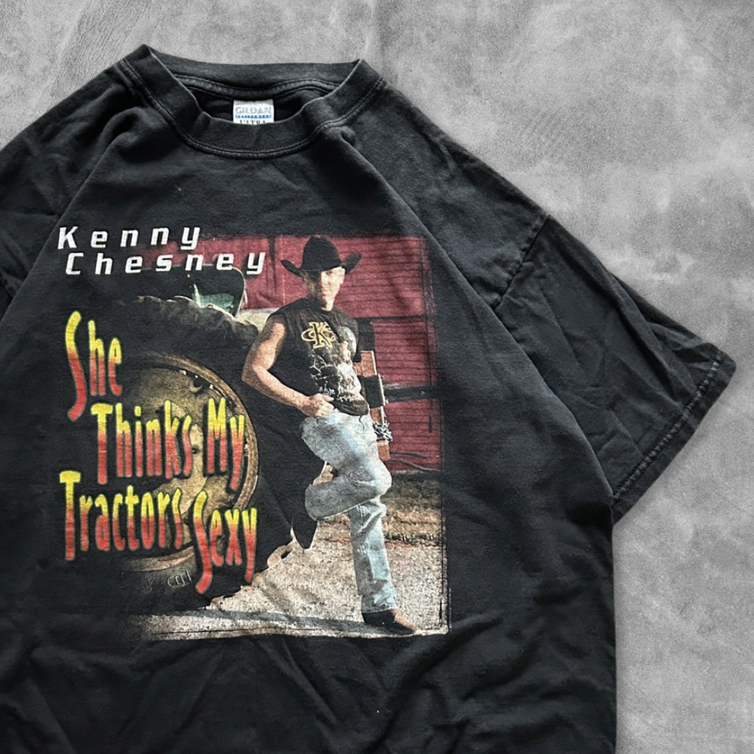 Black Kenny Chesney Tractor Shirt 1990s (XL)