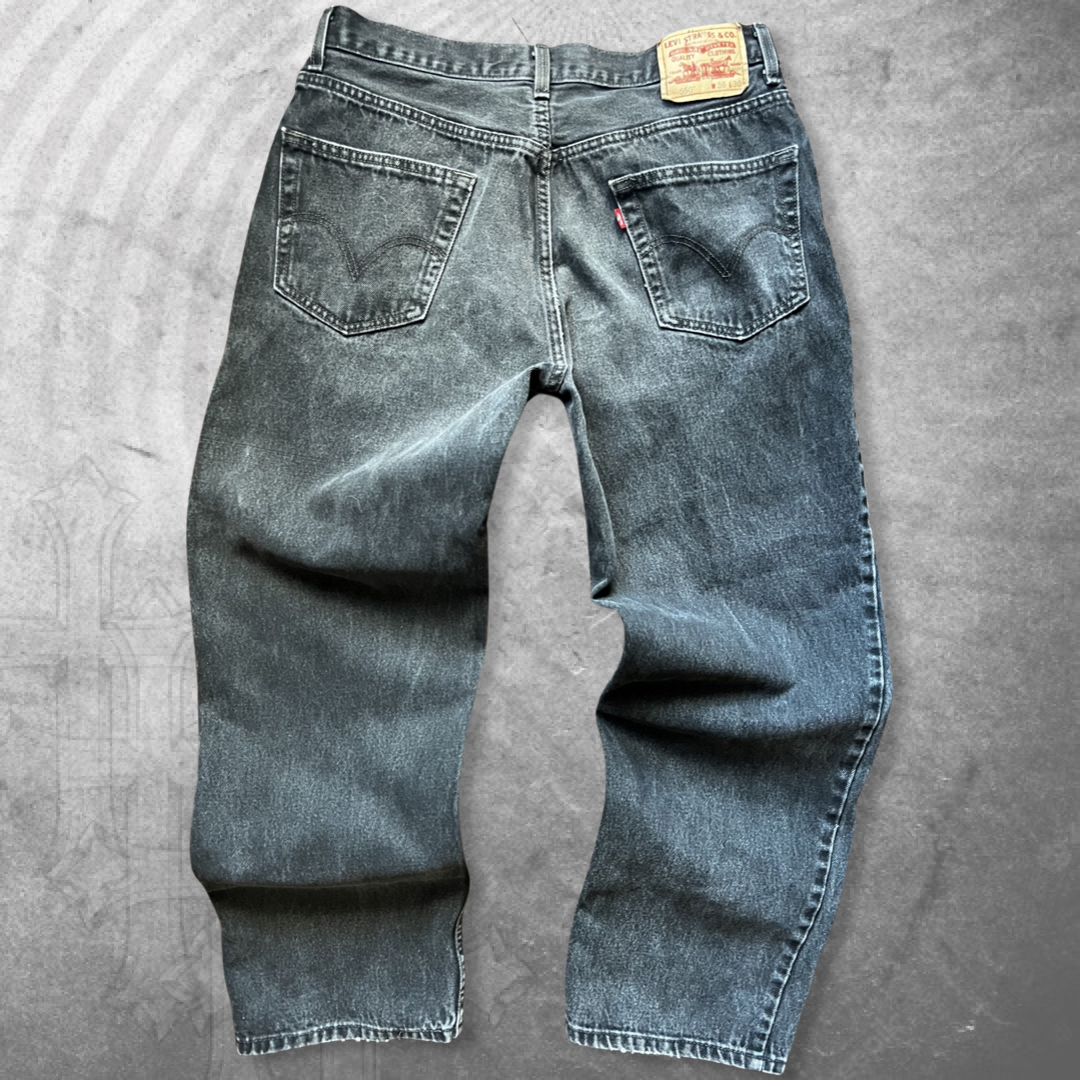 Black Levi’s 550x Jeans 2000s (32x28)
