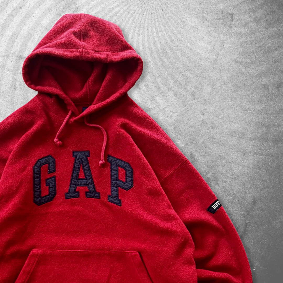 Red Gap Fleece Hoodie 2000s (M)