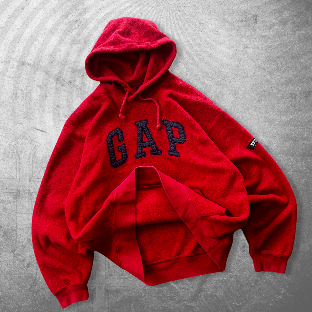 Red Gap Fleece Hoodie 2000s (M)