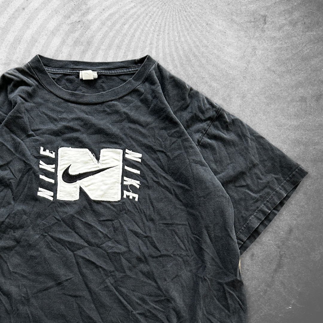Black Nike Logo Shirt 1990s (L/XL)