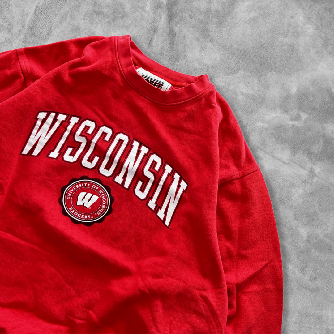 Boxy Red Wisconsin Sweatshirt 2000s (L)