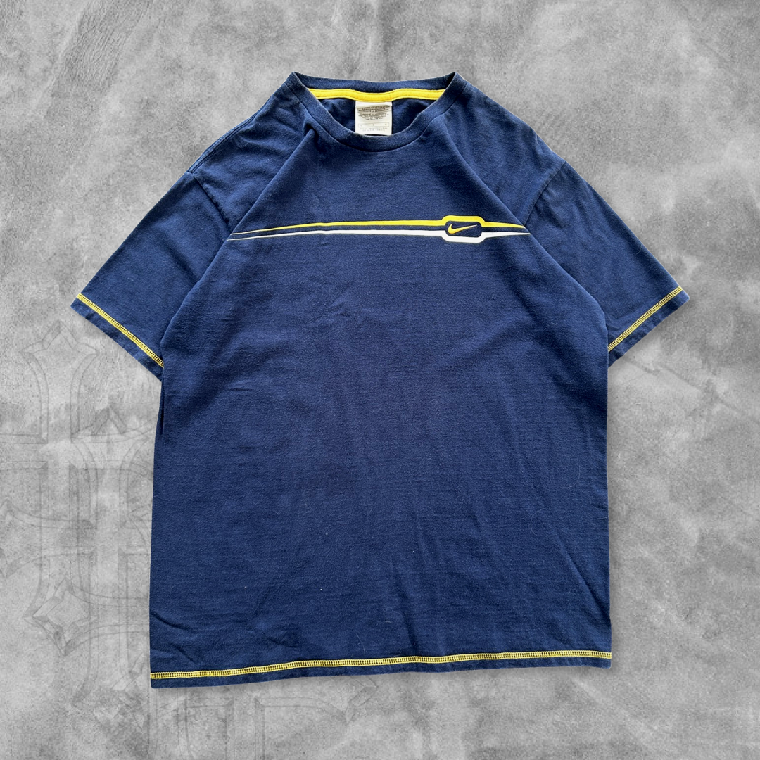 Blue Nike Essential Shirt 2000s (M)