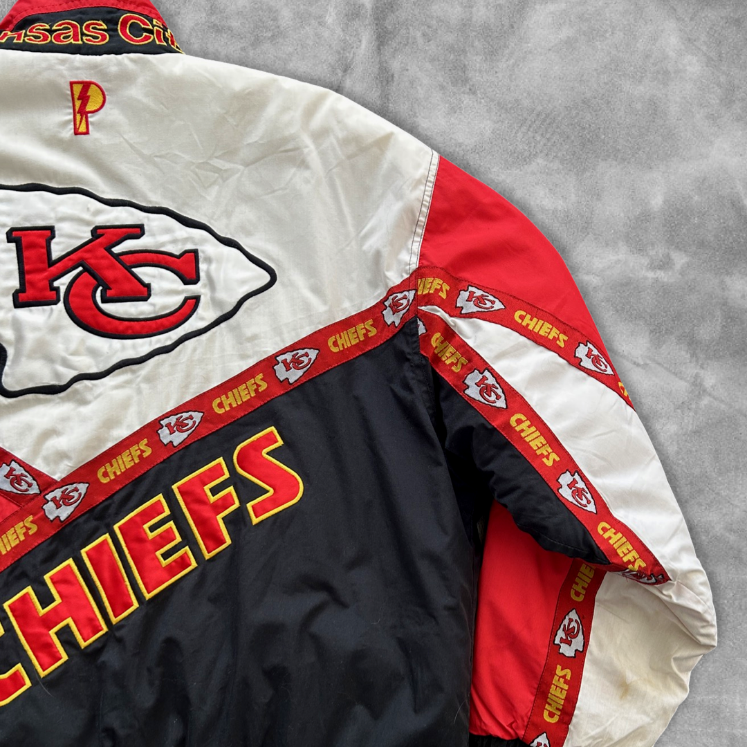 Kansas City Chiefs Pro Player Puffer Jacket 1990s (L)