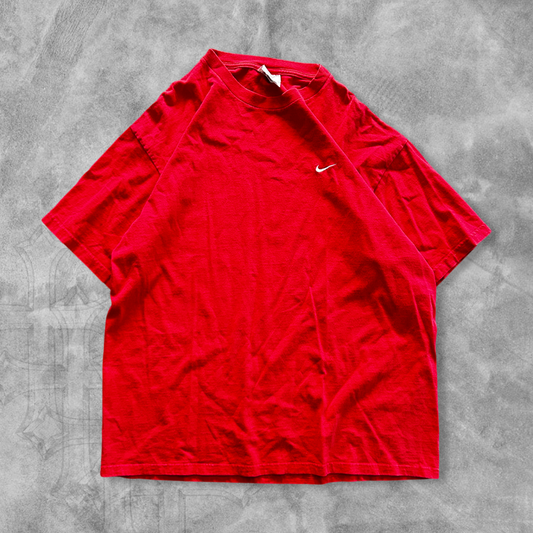 Red Nike Essential Shirt 1990s (L)
